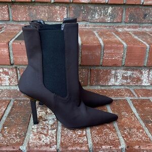 Good American Chocolate Neoprene High Kickstand Ankle Booties Brown Women's 6.5